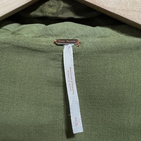 Free People Mixed Media Tapestry Hooded Parka Jacket Size S in Army Green - Picture 13 of 14